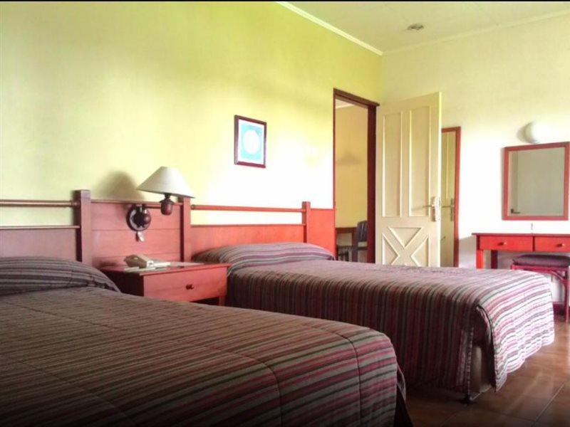 Gunung Geulis Cottages Managed By Royal Tulip Bogor Zewnętrze zdjęcie