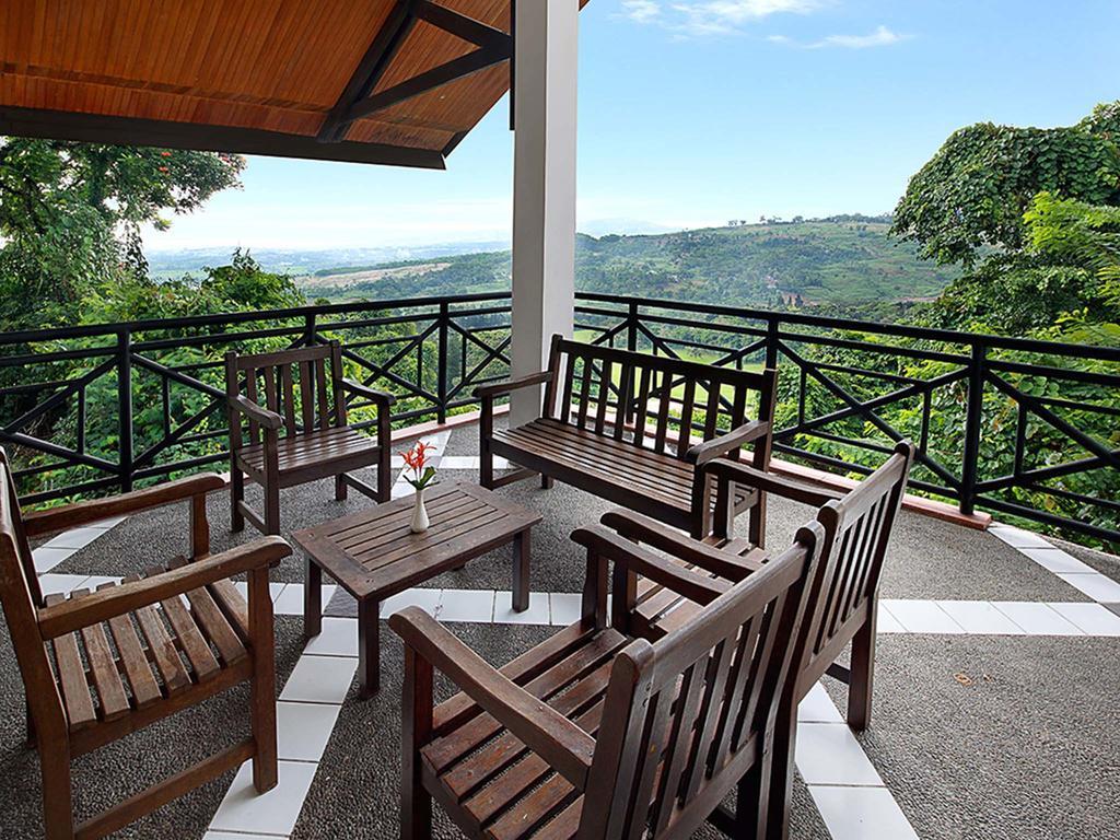 Gunung Geulis Cottages Managed By Royal Tulip Bogor Zewnętrze zdjęcie